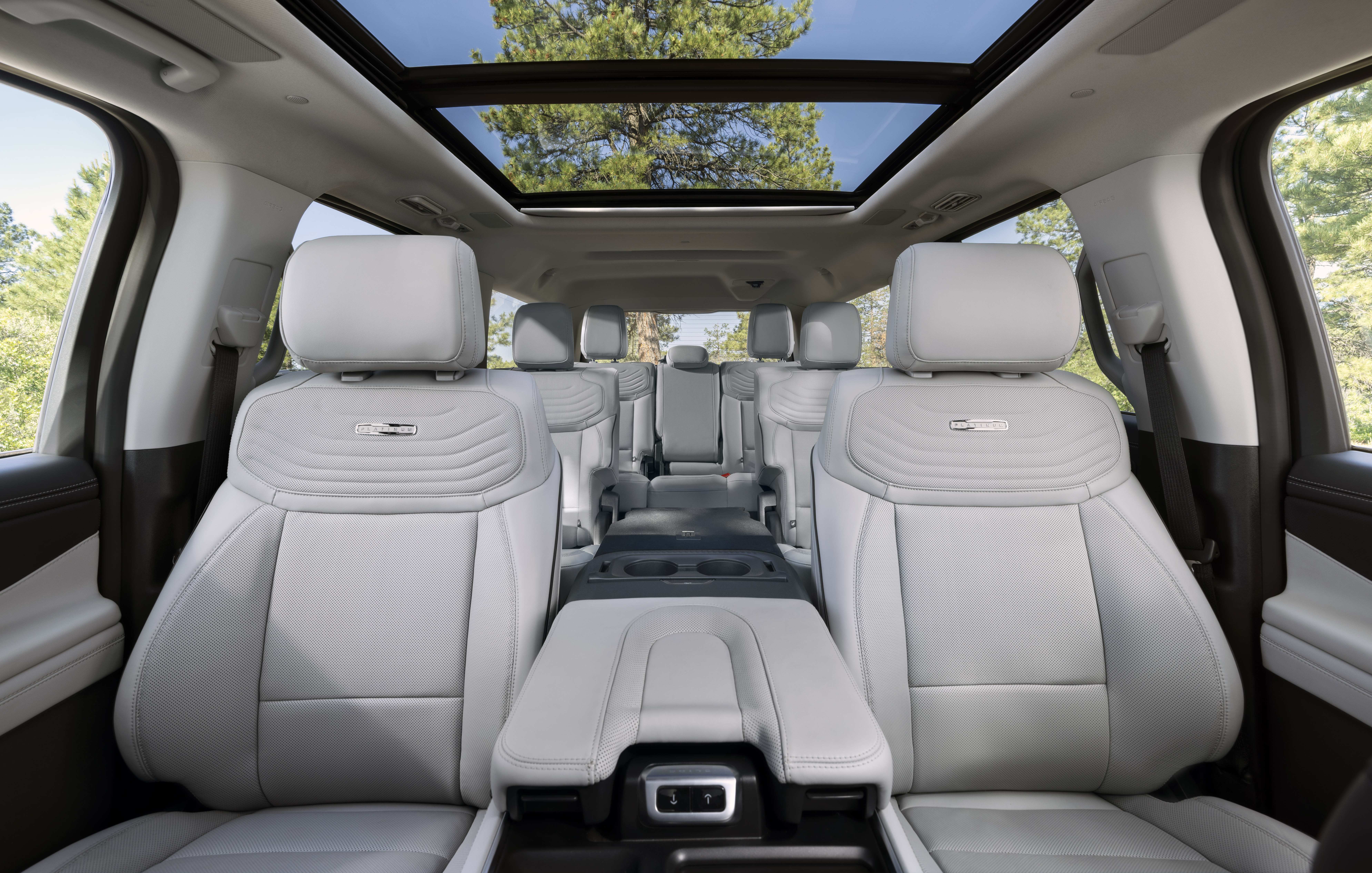 Asientos de Tercera Fila PowerFold®