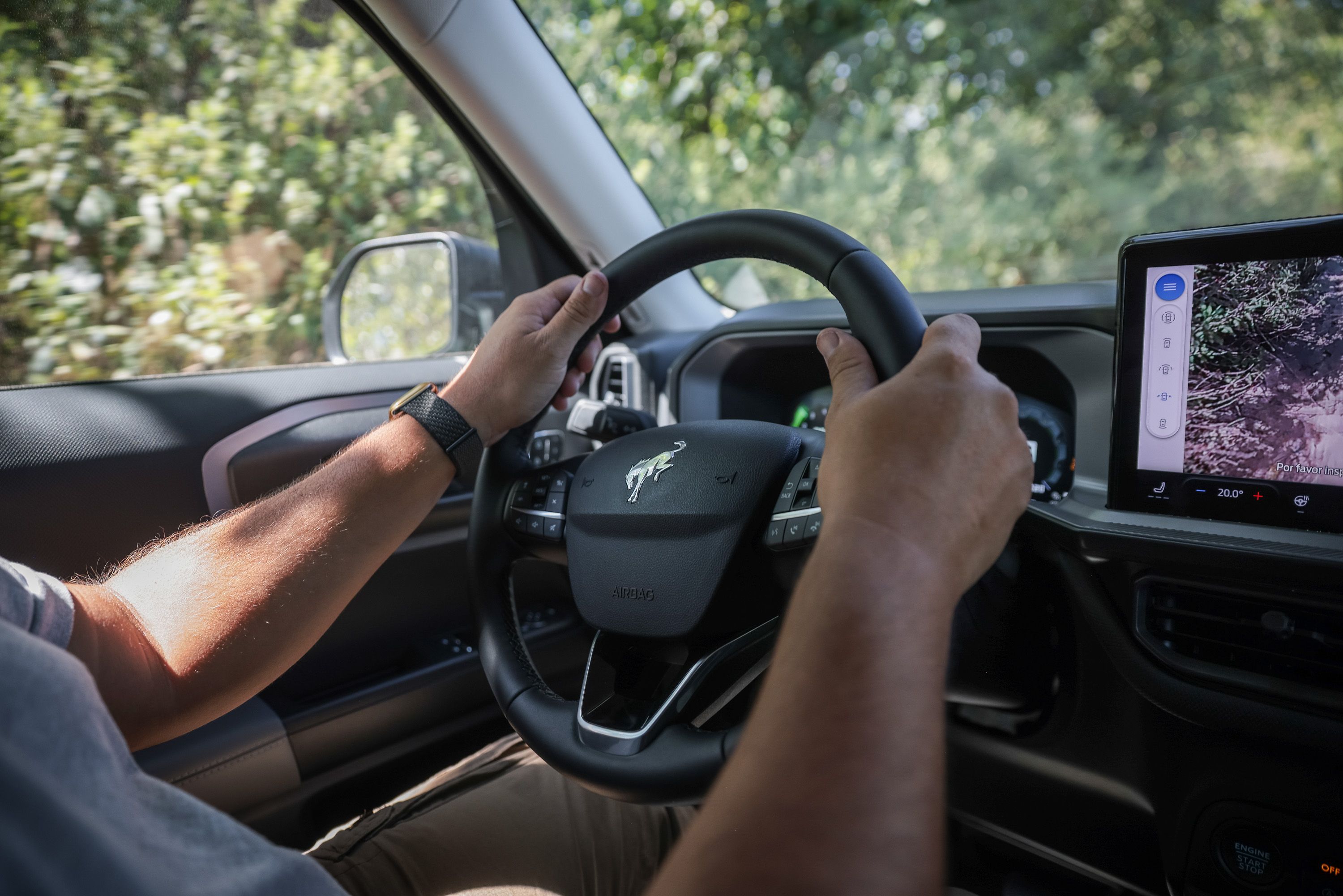 Sistema de alerta de punto ciego (BLIS) con alerta de tráfico cruzado