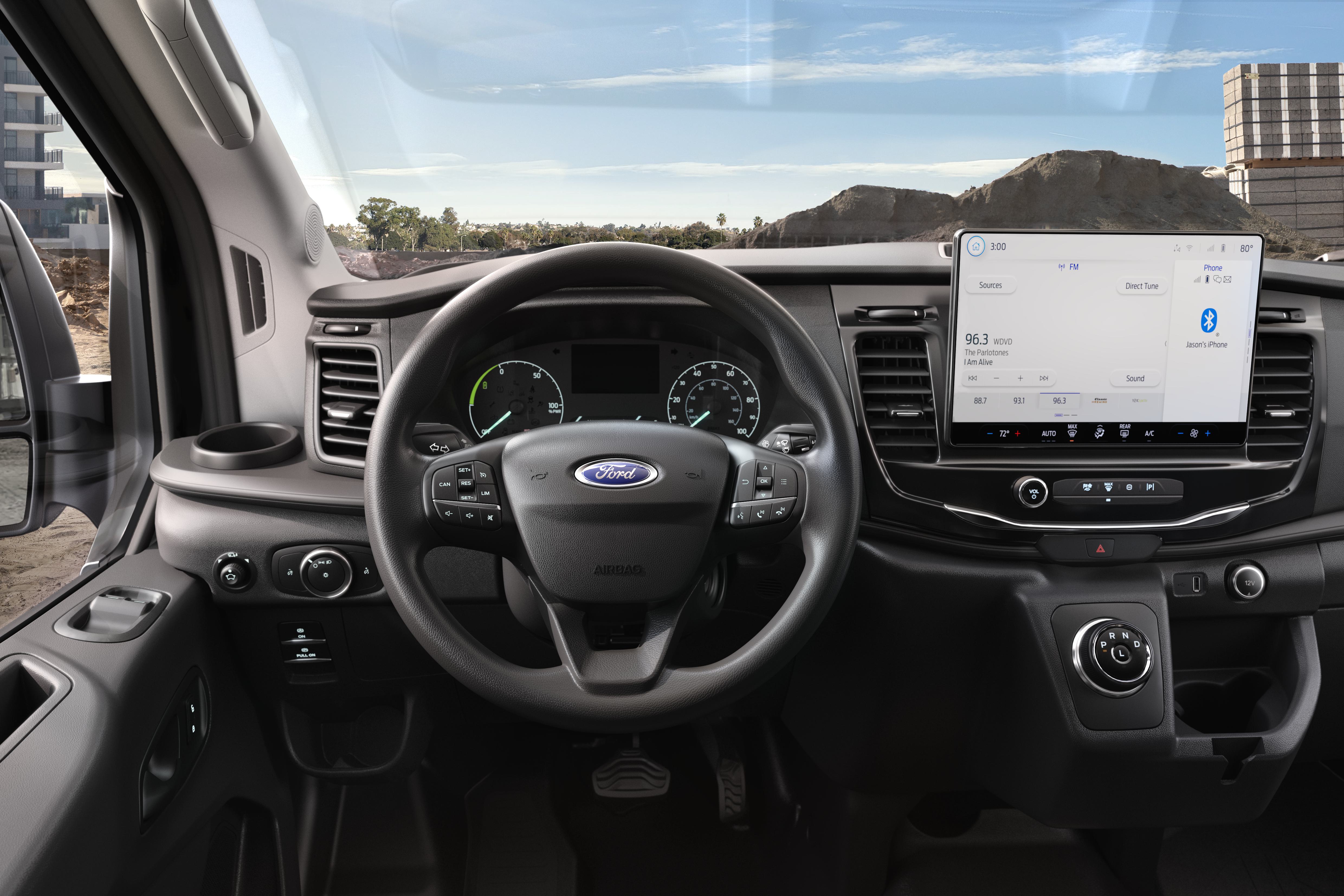 Pantalla de 12” SYNC 4® - Conectividad vía CarPlay & Android Auto